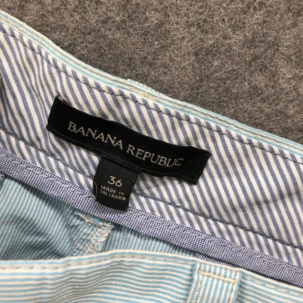 Banana Republic Lightweight Chino Short Mens 36 Blue White‎ Stripe Resort